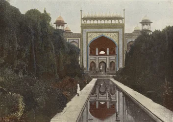 Agra, Entrance to the Taj Mahal